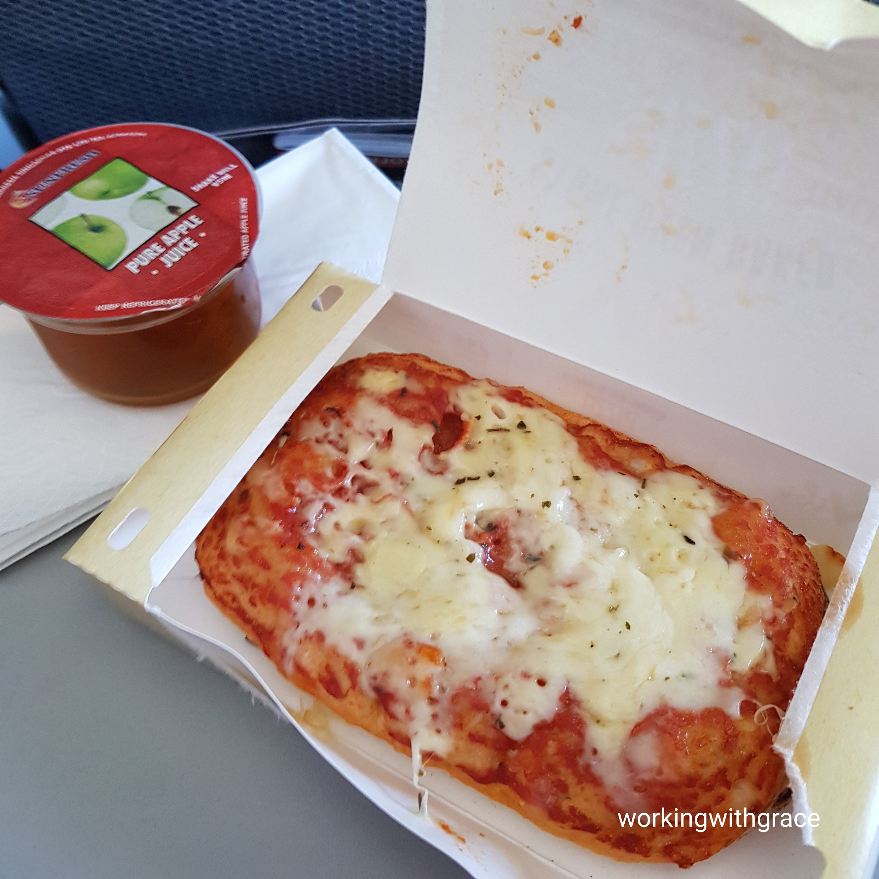 singapore airlines changi to penang meal on board flight